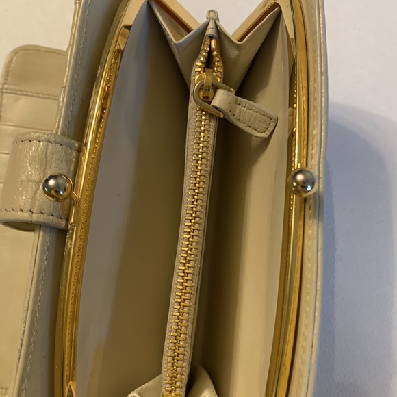 MiuMiu wallet - Picture 4 of 8